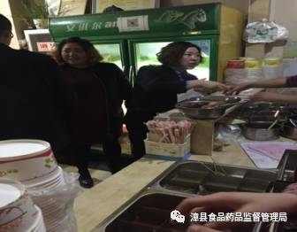 漳县食药监局护航“双节”食品安全 食药监人在行动（二）食品小作坊严规范 源头防护不断档